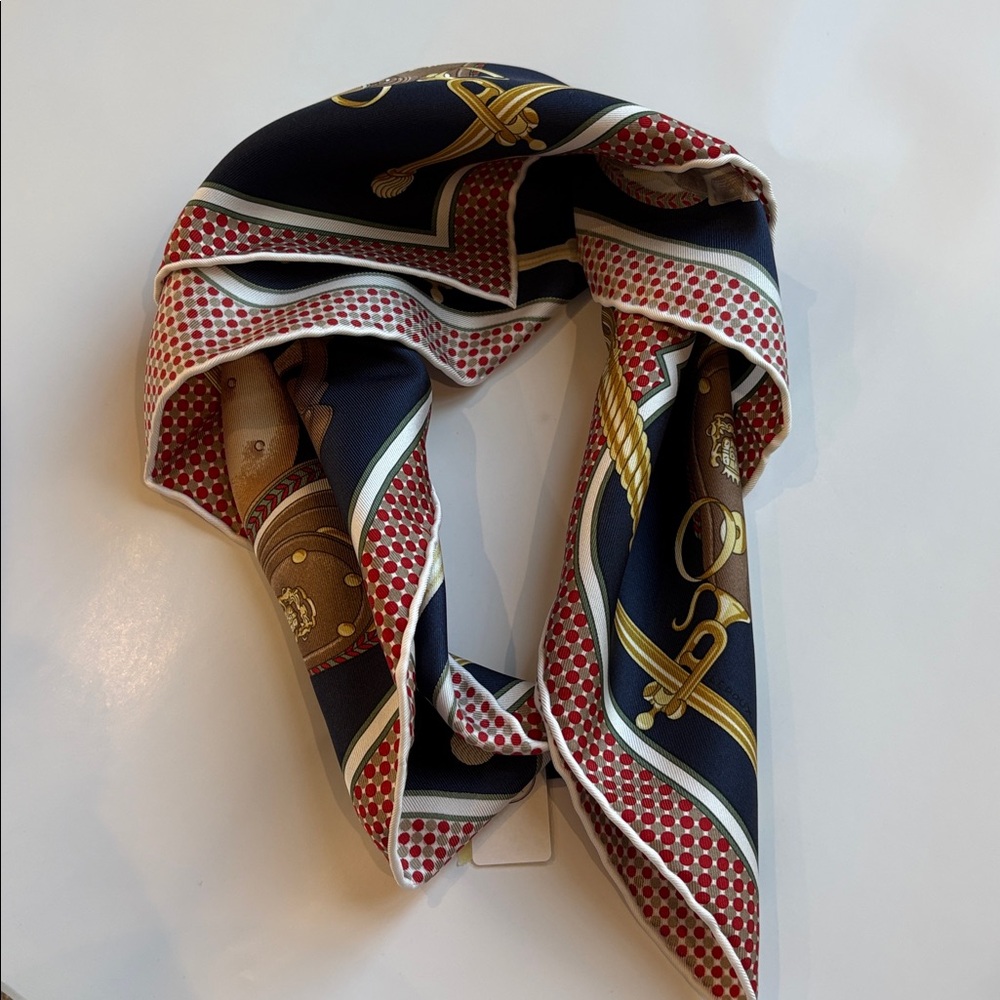 Brand new with tag hermes scarf 45 carrick a pompe marine - Picture 5 of 5
